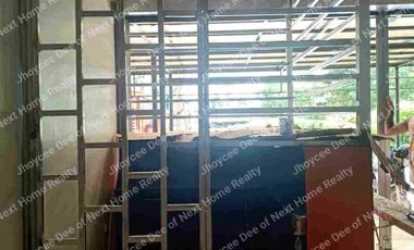 Prime Shophouse with 2 Bedrooms upstairs