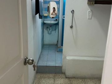 KENNEDY NUEVA VENDO CASA RENTERA