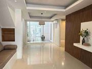 SEMI FURNISH BARU GRESS RUMAH DIAN ISTANA SIAP HUNI