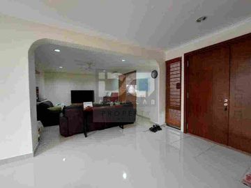 Rumah Vassa Lake Harga Best Deal Halaman Belakang Luas