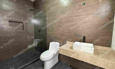 VENDO CASA EN LA RIVIERA VERACRUZANA, FRENTE A LA PLAZA EL DORADO