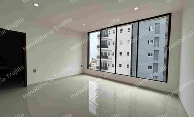 VENDO CASA EN LA RIVIERA VERACRUZANA, FRENTE A LA PLAZA EL DORADO