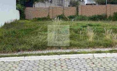 OPORTUNIDAD DE INVERSIÓN 
VENTA DE TERRENO 🛣️‼️
EN CLUSTER VARSOVIA  📌
LOMAS DE ANGELOPOLIS II 
Súper cerca de SONATA