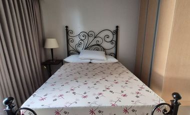 FOR RENT 2 Bedroom with Balcony One Uptown Residences in BGC