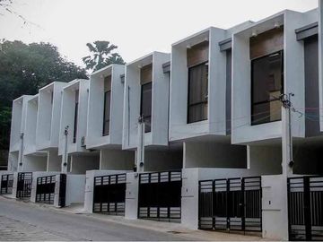 𝐑𝐄𝐀𝐃𝐘 𝐅𝐎𝐑 𝐎𝐂𝐂𝐔𝐏𝐀𝐍𝐂𝐘 𝐓𝐎𝐖𝐍𝐇𝐎𝐔𝐒𝐄 𝐍𝐄𝐀𝐑 𝐀𝐍𝐓𝐈𝐏𝐎𝐋𝐎 𝐂𝐇𝐔𝐑𝐂𝐇 - 𝐄𝐒𝐏𝐋𝐎𝐑𝐀 𝟏 𝐓𝐎𝐖𝐍𝐇𝐎𝐌𝐄𝐒