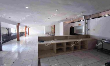 Ruang Usaha 2lt Ex Resto di Jl Raya Transyogi Alternatif Cibubur