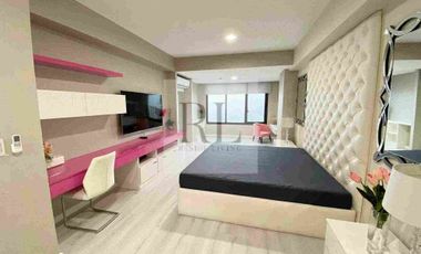 4BR Penthouse in Arya Residences BGC