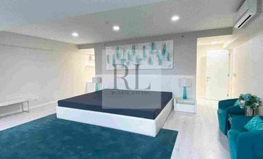 4BR Penthouse in Arya Residences BGC