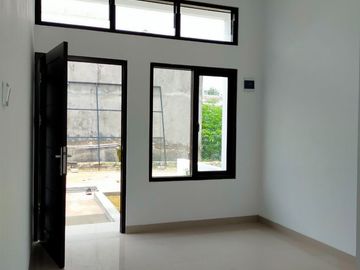 Sejuk rumah di dalam perumahan cihanjuang bdg utara rasa setiabudi