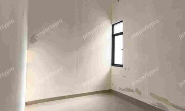 rumah murah kota Bekasi dekat jakarta timur dengan tambahan mazanin