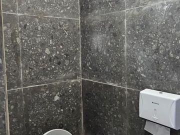 ANA RUMAH FULL FURNISHED UK 7X20M DI KOMP DUTA MAS JELAMBAR