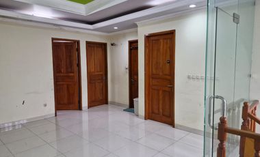 Dijual Rumah 2,5 Lantai Palmerah Jatipulo Kondisi Bagus Bisa KPR Jakarta Barat