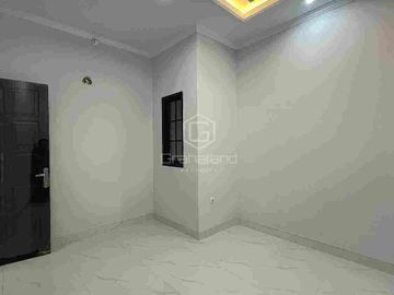 Rumah Baru Dalam Cluster Dekat Simatupang DiKebagusan Jakarta Selatan