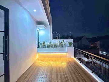 Rumah Baru Dalam Cluster Dekat Simatupang DiKebagusan Jakarta Selatan