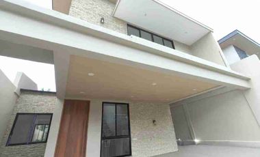 House for sale in Cebu City, Gated in Banilad , Brand new