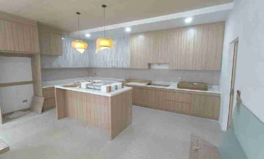 House for sale in Cebu City, Gated in Banilad , Brand new