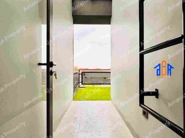Rumah Furnished 900 Meter Ke Gerbang Tol Desari Depok