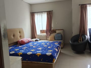 Rumah strategis 3 lantai Kelapa molek Kelapa Gading Jakarta Utara