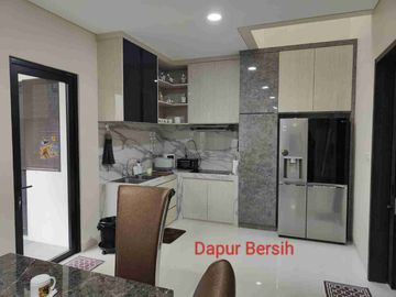 Dijual Cepat Rumah Mewah di Cluster Emily ( Ada Danau ) Summarecon Bandung Full Furnished