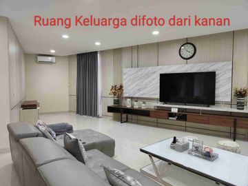 Dijual Cepat Rumah Mewah di Cluster Emily ( Ada Danau ) Summarecon Bandung Full Furnished