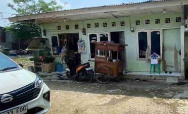 Di jual tanah ada kontrakan 3 pintu