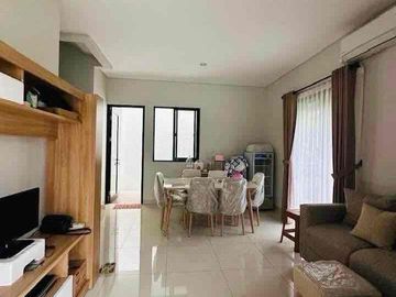 Dijual Rumah Cluster Mulberry Summarecon Bekasi  Hoek