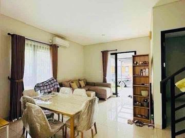 Dijual Rumah Cluster Mulberry Summarecon Bekasi  Hoek
