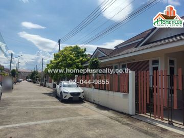 หมู่บ้านโชคชัย วิลเลจ 10 ถนนพระประภานิมิต (ใกล้การไฟฟ้าสถานีบางละมุง)