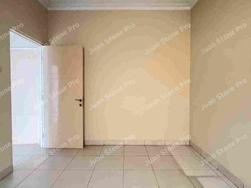 RUMAH 2 LANTAI DALAM CLUSTER KOTA WISATA CIBUBUR,SIAP HUNI