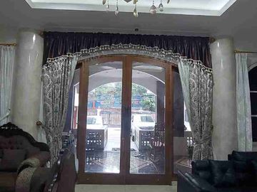 Dijual Rumah Mewah + Usaha Kontrakan & Kost di Lokasi Strategis Pondok Pinang Jakarta Selatan