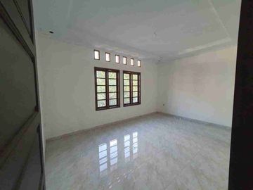 RUMAH BARU DI PERUMAHAN DUREN SAWIT JAKARTA TIMUR