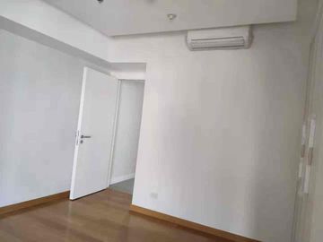 2BR Greenhills condo 27 Annapolis