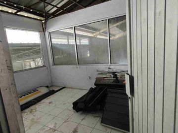 Gudang siap huni di cipondoh dekat bandara soeta