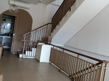 DIJUAL RUKO GOLDEN VIENNA BSD, PERSIS DI SAMPING PIZZA HUT, PINGGIR JALAN RAYA