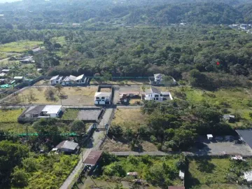 terrenos de venta en el Puyo (Urbanizacion Jacaranda)