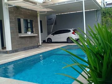 DIJUAL DAN DISEWAKAN RUMAH ATAU VILLA DI PADANGSAMBIAN KLOD DENPASAR