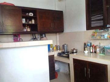 DIJUAL DAN DISEWAKAN RUMAH ATAU VILLA DI PADANGSAMBIAN KLOD DENPASAR