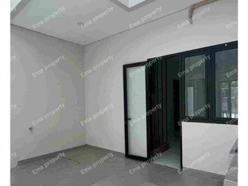 Penawaran khusus Jual rumah baru gress Kutisari Indah Utara jalan utama