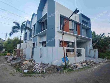 Rumah Scandinavian Style Prapen Surabaya