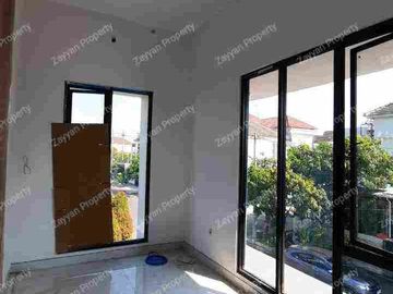 Rumah Scandinavian Style Prapen Surabaya