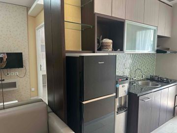 DISEWAKAN 1 BR lantai 03 Pool View Full Furnish MURAH Siap Huni Apartmen Parahyangan Residence Bandung