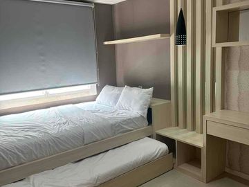 DISEWAKAN 1 BR lantai 03 Pool View Full Furnish MURAH Siap Huni Apartmen Parahyangan Residence Bandung