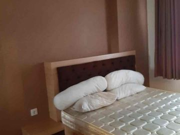 DISEWAKAN 1 BR lantai 02 Full FURNISH Pool View  Aptmen Parahyangan Residence Bandung