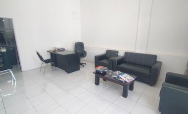 A005 JUAL RUKO AREA KEDUNG COWEK LOKASI SAMPING JALAN RAYA KENJERAN, SHM, 3 LANTAI