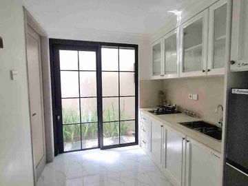 Town House dekat Gatsu, Kuningan Jakarta Selatan