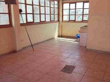 CASA EN VENTA COMO TERRENO