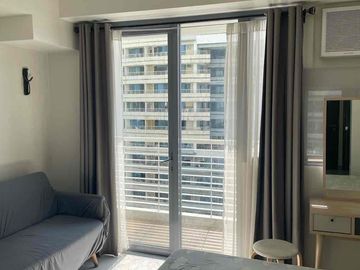 3 bedroom for sale condo in new Manila Quezon City
