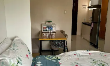FOR SALE | Fully Furnished 1BR Corner Condo with Parking – The Persimmon, Mabolo Cebu
