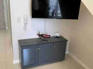 Mandani Bay Loft Type Unit FOR SALE