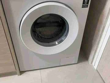 Mandani Bay Loft Type Unit FOR SALE